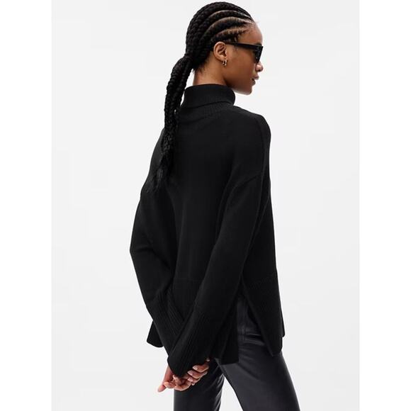 Gap Women's Split Hem Turtleneck Sweater Black Size XS. NEW - Picture 1 of 9
